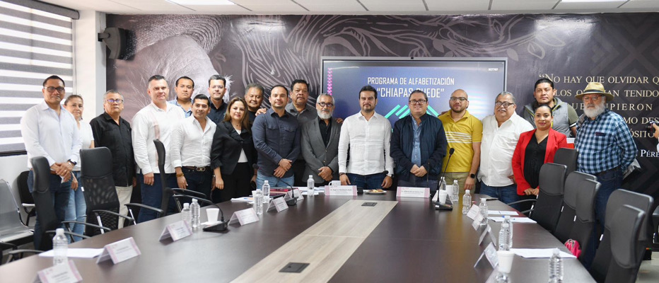 Autoridades y académicos de la UNACH están comprometidos con abatir el rezago educativo en Chiapas