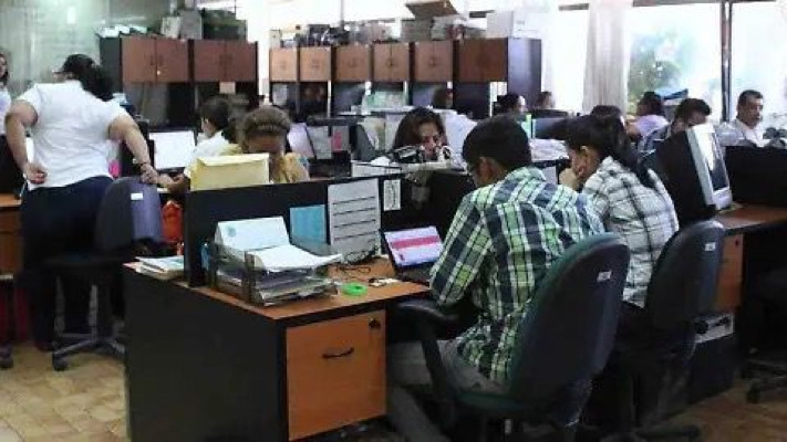 Ayuntamientos se niegan a cumplir la ley laboral vigente