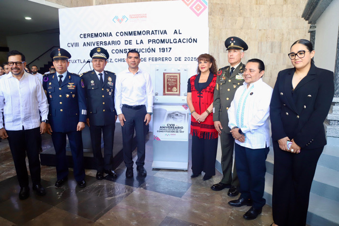 Atender con humanismo las necesidades del pueblo, reflexión en este día de nuestra Carta Magna: Juan Carlos Moreno Guillén