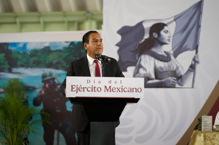 Asiste Eduardo Ramírez a la Ceremonia Conmemorativa al 112 Aniversario del Ejército Mexicano