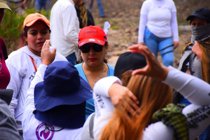 Madres de personas desaparecidas recorren colonias ante la falta de avances