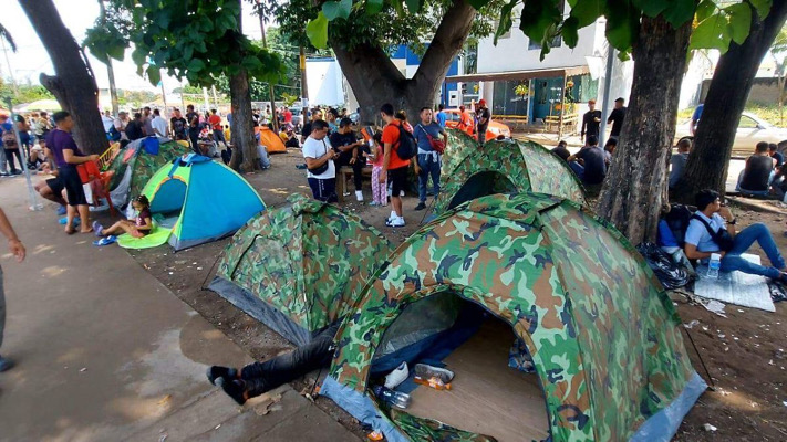 Reportan 40 mil migrantes varados en varios municipios y sin atención