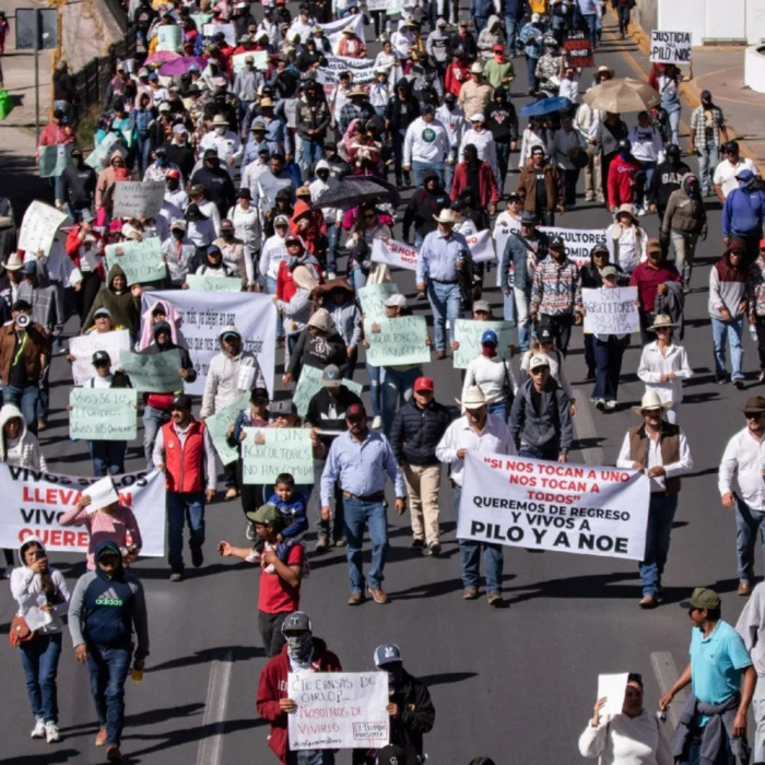 Maestros marchan en Zacatecas; sección 34 levanta su paro y divide al movimiento