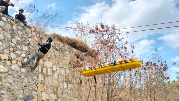 Instructores del IFP reciben capacitación en materia de rescate