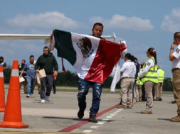 7548E612-3F78-437B-B62C-4A0051AF4379