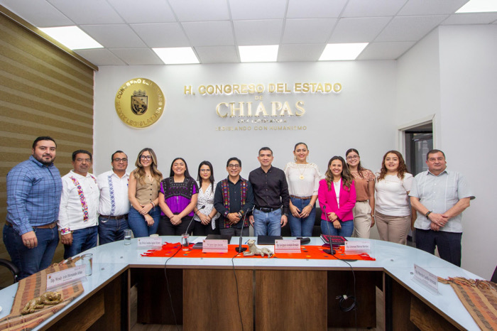 Crean alianza Congreso y UNICH para transformar e incidir en el humanismo