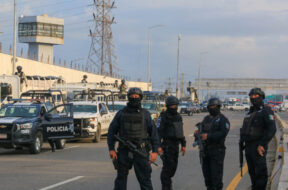 8A94E3B4-34CE-455F-8F7F-406E60CBDEED