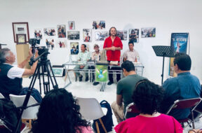 9432F915-4726-4968-AC6E-8A0A205B565A