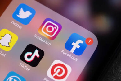 B93C8E64-4169-4B0E-A9EA-F0201B26E86E