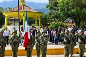 CC65AEDA-BED6-4F6F-8305-62B8B5A969C5