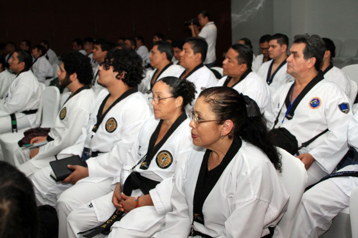 ACHTKD abre actividades del Congreso Regional de Capacitación y Certificación para Entrenadores 2025.