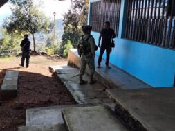 F9E52C04-A578-486D-BF1B-14433F816FC2