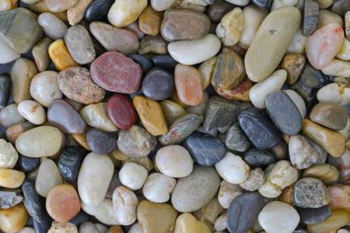 Tina y las piedras voladoras / Crónicas de Frontera