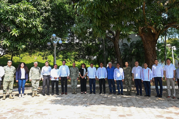 Atestigua presidente del Congreso firma del Acuerdo de Paz entre Chiapas y Tabasco