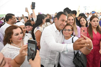 EF5E121C-FFB2-4E01-86EA-1366A62823C3