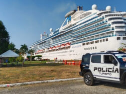 1510266D-3822-48A4-A037-4D9034EF8702