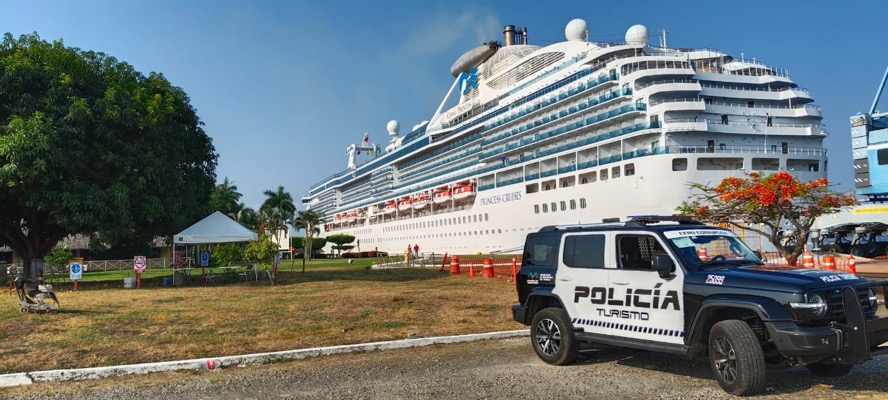 Policía Vial Preventiva y de Turismo de la SSP brinda seguridad y acompañamiento a turistas locales, nacionales y extranjeros en Tapachula