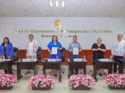 4B978C53-144C-4FEE-8847-CC3C255BEDE4