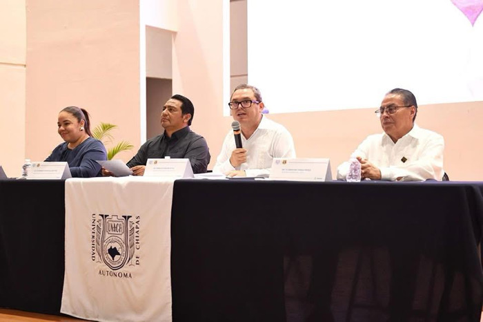 Toman protesta al Comité Científico y Académico del Programa Universitario de Inteligencia Artificial de la UNACH