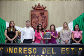 6231206F-87D3-4045-B872-59144222E7FF