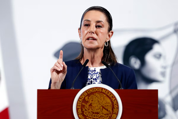 Sheinbaum busca frenar la difusión de campaña antiinmigrante en TV mexicana