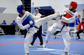 6C355304-C6D0-47A2-9514-6AA6900DACBB