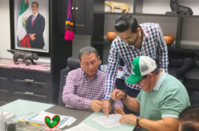 88BFB4B6-5B3E-486F-B94A-FA64D3A280AB