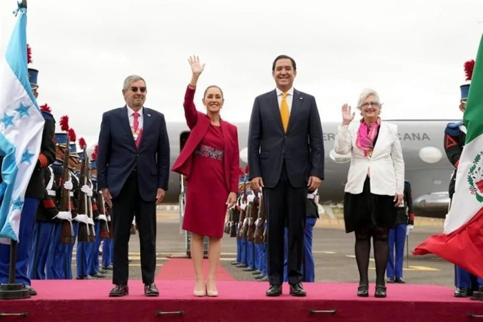 Cosa seria / La Feria