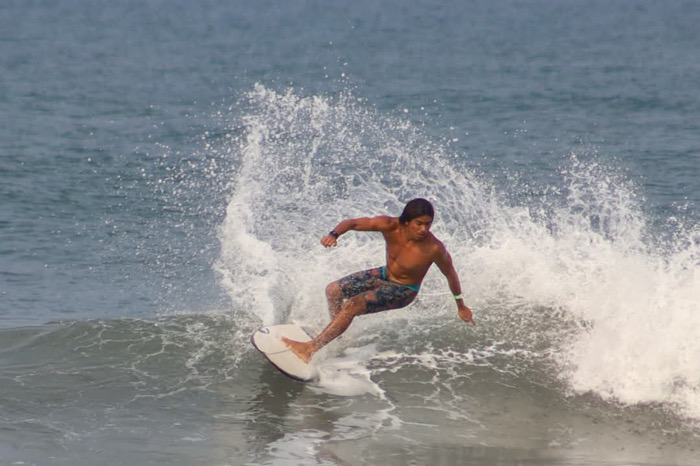 El Surfing llegó para quedarse en Pijijiapan: Albores Lima