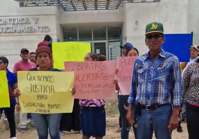 Exigen intervención de autoridades ante detención de médico en Tonalá