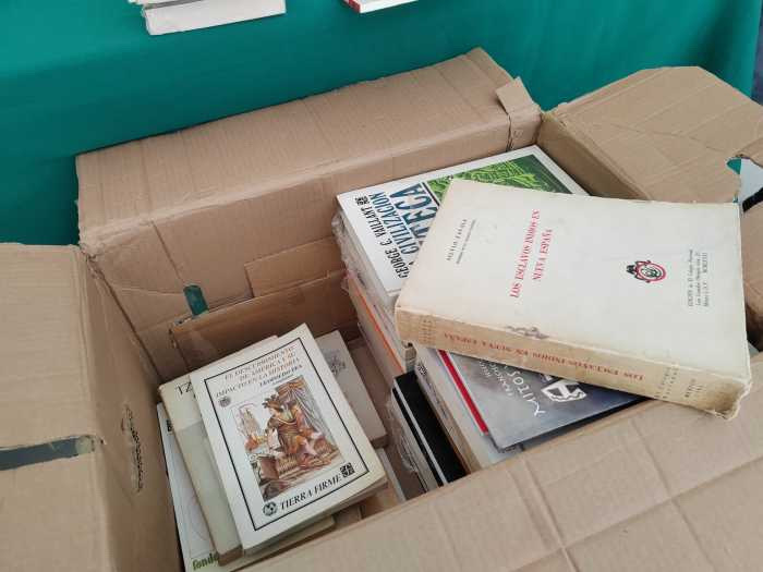 Cuando tengo un libro siento que me he sacado la lotería / Odiseas Posmodernas