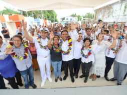 F243C8CD-8922-42FA-B8A9-874150C1C91B