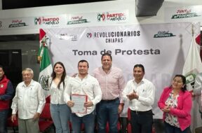 Ruben Zuarth toma protesta 3