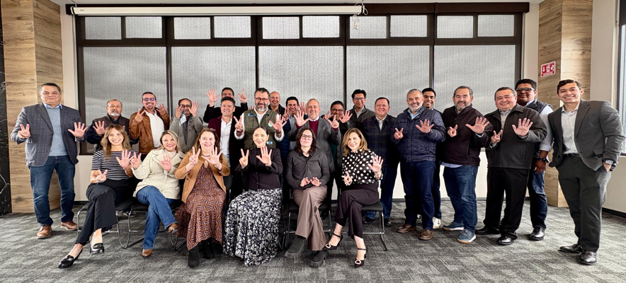 Gilberto Bátiz conversa con el Club de Empresarios de Baja California