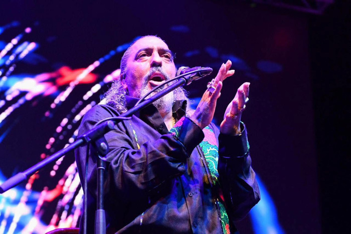 Deleita Diego El Cigala con su música y espectáculo a la comunidad UNACH y la sociedad chiapaneca