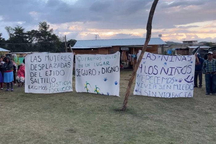 Cada mes, al menos 200 personas huyen de sus hogares por la violencia