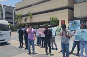 1366E6B0-C668-4CE4-A566-A0E99D25D785