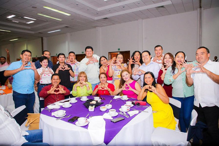 Festejan el Día del Trabajador del Colegio de Bachilleres de Chiapas