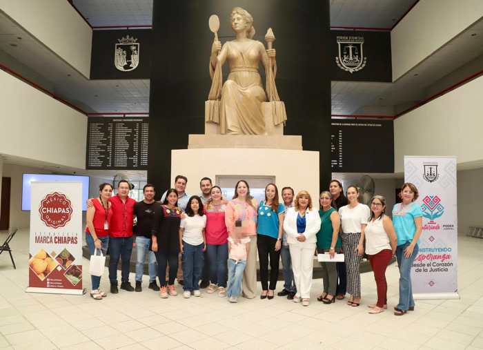 Impulsa Voluntariado del Poder Judicial la economía y consumo local con Expo Venta