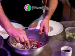 4914B833-C6C9-45D4-AED7-268FEEEE621D