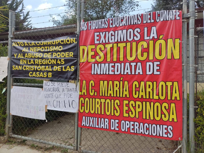 Docentes del Conafe toman instalaciones en SCLC; denuncian abuso de poder