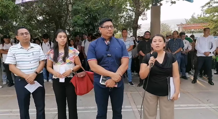 Docentes interinos de la Normal Superior anuncian paro por adeudos