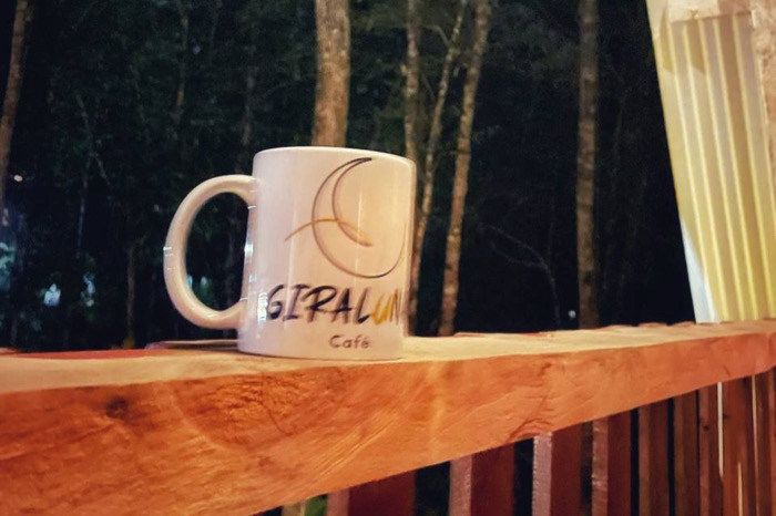 Giraluna Café, el espacio / Al Sur con Montalvo