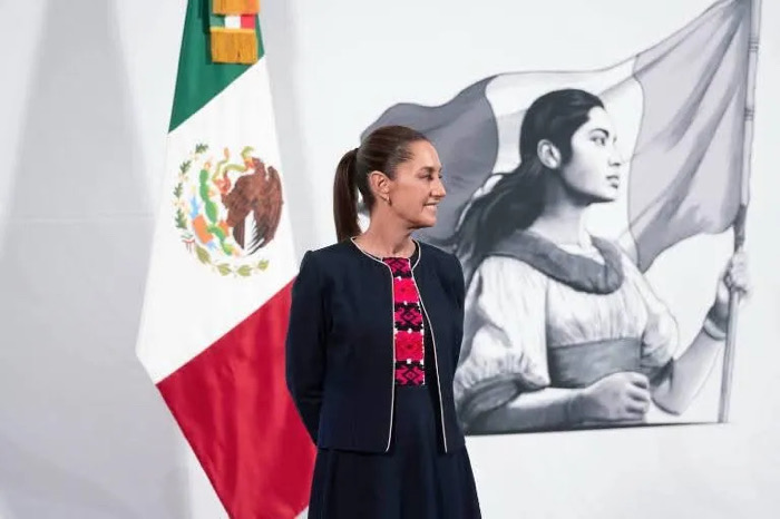 El enemigo perfecto / La Feria