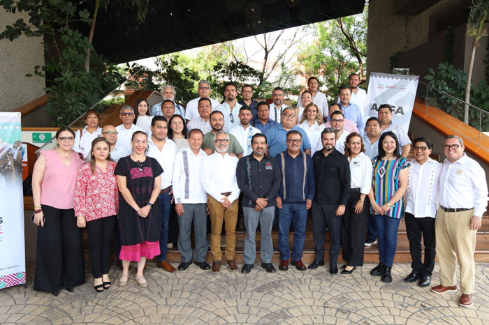 Titular del INEA señala a Chiapas como el gran referente de alfabetización a nivel nacional