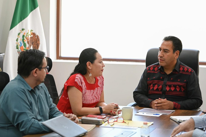 Eduardo Ramírez y María Luisa Albores fortalecen coordinación para garantizar un precio justo al maíz