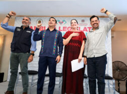 93179F16-592F-4F2D-83B8-BBD153085906