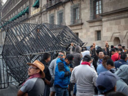 995B19D5-A08A-4373-AF91-08F1AF9DFE3C