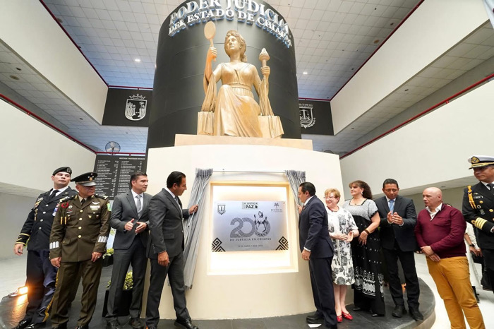 Eduardo Ramírez destaca compromiso del Poder Judicial de Chiapas a 200 años de su instalación