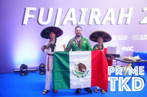 AC02E186-EC0D-4AD1-A676-4011C3AACA9A